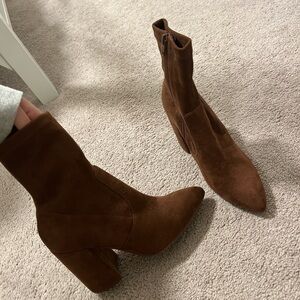 Steve Madden Brown suede ankle boots